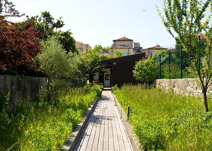 Apartment Boutique Rentals- Urban Garden Balcony&garden Porto
