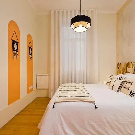 Boutique Rentals- Urban Garden Balcony&garden Porto