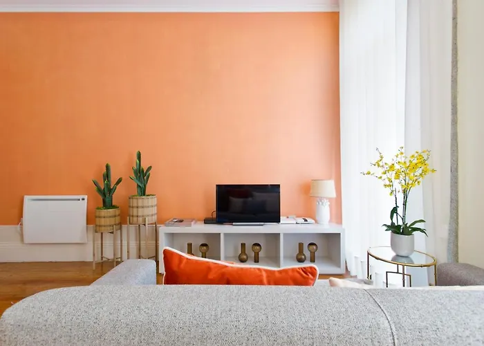 Boutique Rentals- Urban Garden Balcony&garden