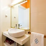 Boutique Rentals- Urban Garden Balcony&garden Apartman