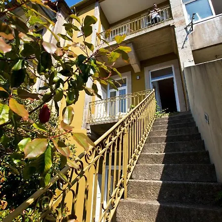 Boutique Rentals- Urban Garden Balcony&garden Lejlighed *