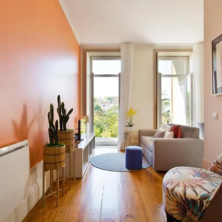 Boutique Rentals- Urban Garden Balcony&garden